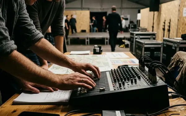 Hluboká analýza dopadu kulturních festivalů na ekonomiku Liberce